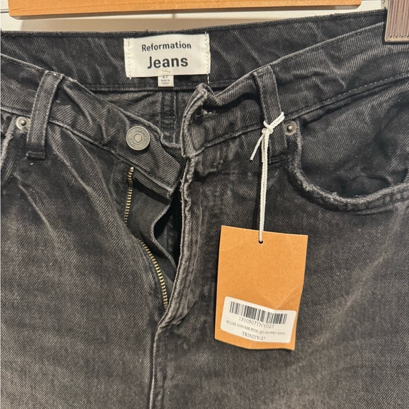 Reformation Wilder High Rise Wide Leg Cropped Jeans Black - Size 27 - Picture 5 of 6